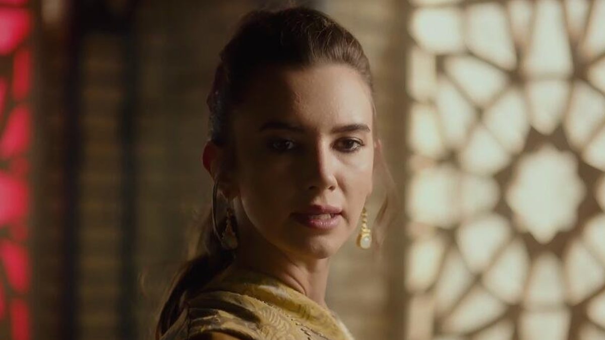 Uyanış’ın Elçin Hatun’u Leyla Lydia Tuğutlu sessiz sedasız evlendi! Eşi bakın kim çıktı…