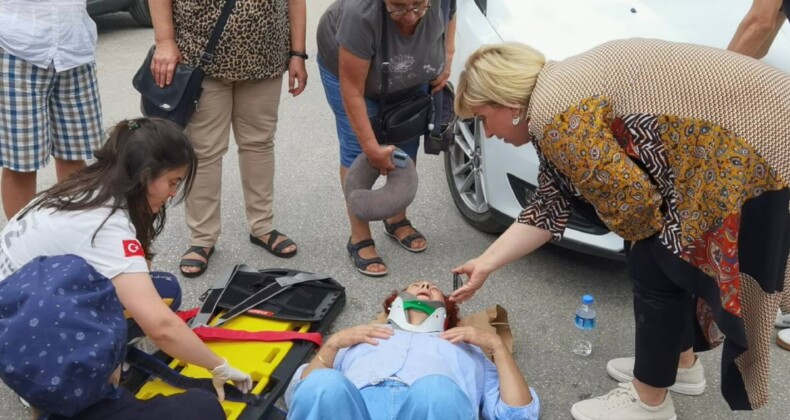 Yaralı kadın, kızını telefonda sakinleştirmeye çalıştı