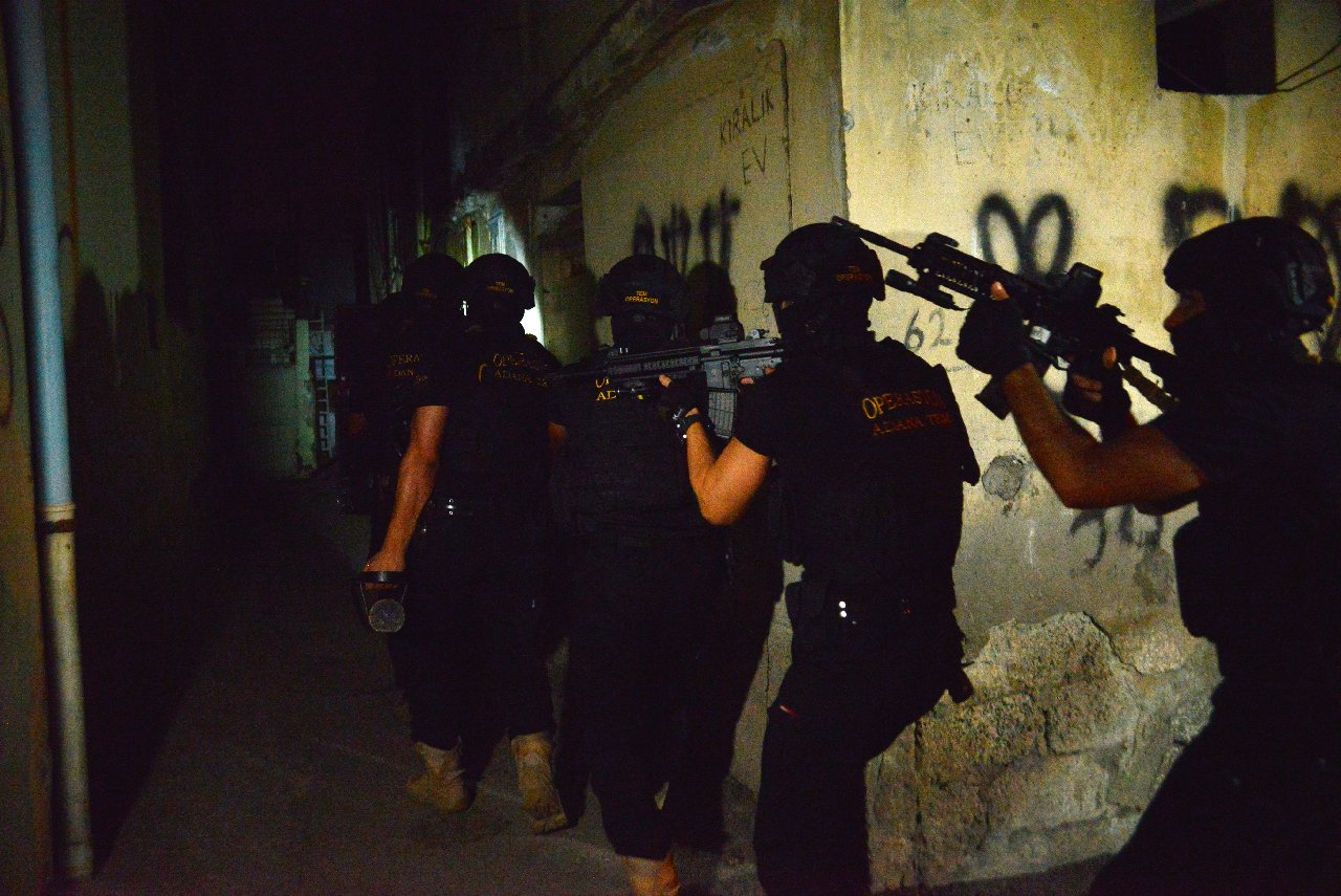 Adana’da IŞİD operasyonu: 10 gözaltı kararı