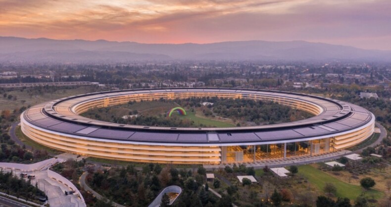 Apple çalışanları ofise gitmeyi reddediyor