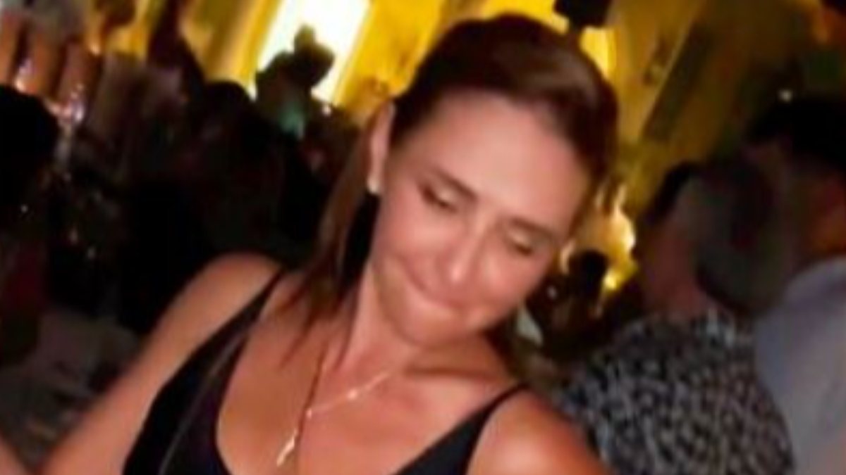 Dmitriy Peskov’un eşi Navka, eğlence görüntüsüyle konuşuluyor