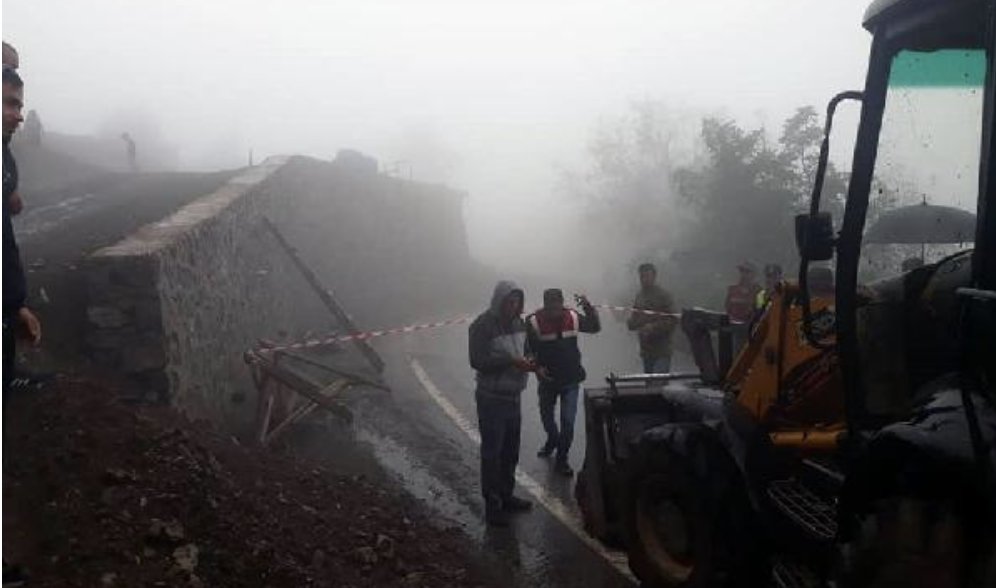 Hatay’da istinat duvarı çöktü; 1 ölü