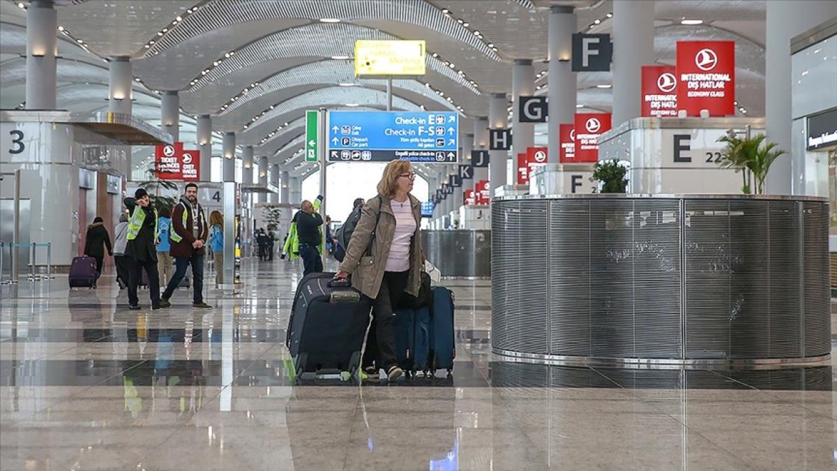 Havalimanından yapılan toplu taşıma hizmetleri düzenlendi