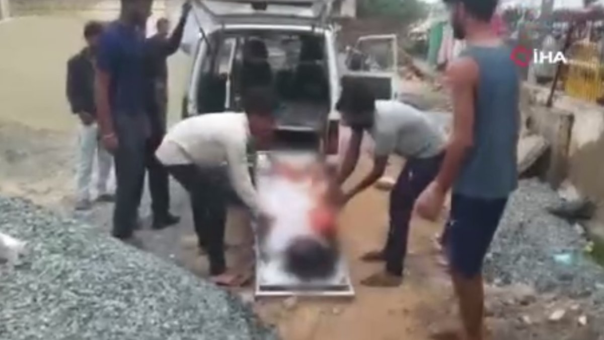 Hindistan’daki tapınakta izdiham: 3 ölü