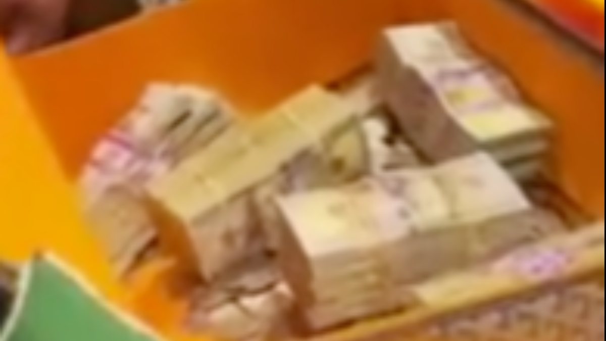 James Harden’a arkadaşından milyonluk hediye