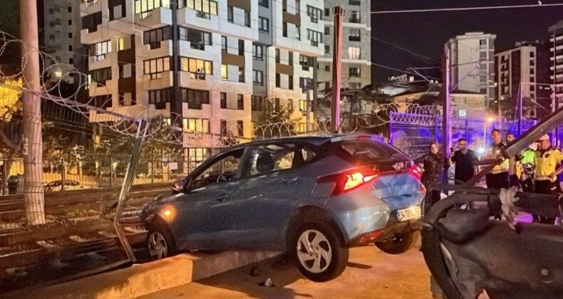 Kadıköy’de otomobil marmaray hattına girdi