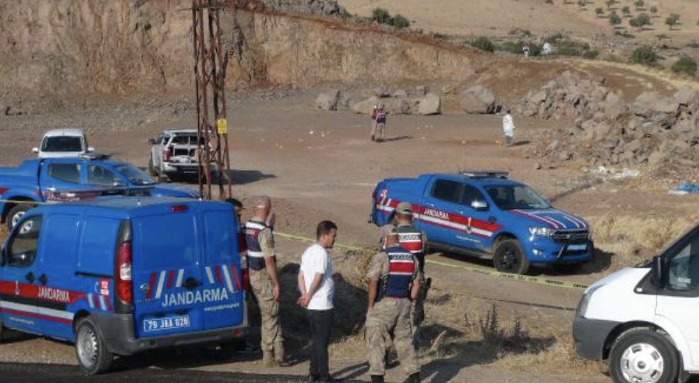 Kilis’te yol kenarında iki kadın cesedi bulundu