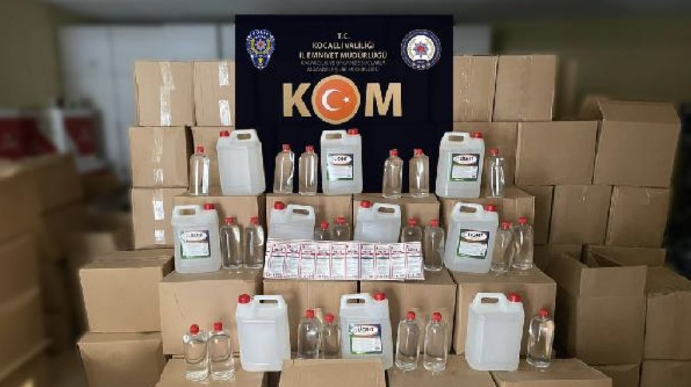 Kocaeli’de 4 bin 225 litre etil alkol ele geçirildi