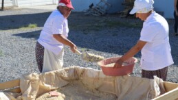 Malatya’da eski cezaevi binasında tarhana mesaisi