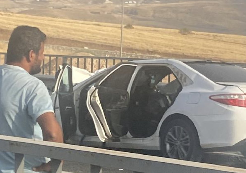 Otomobil, kamyona arkadan çarptı: 2 ölü, 2 yaralı