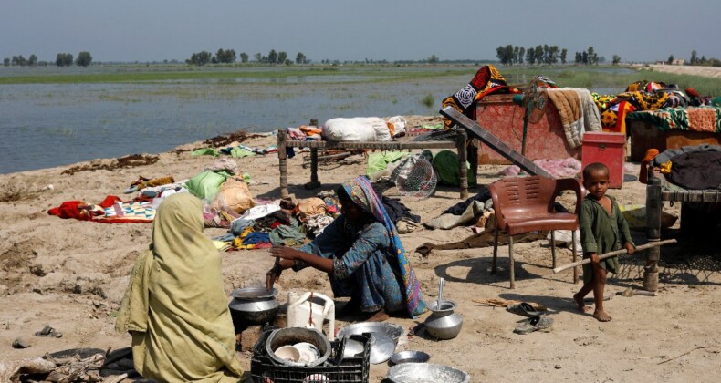 Pakistan, domates ve soğan ithal edecek