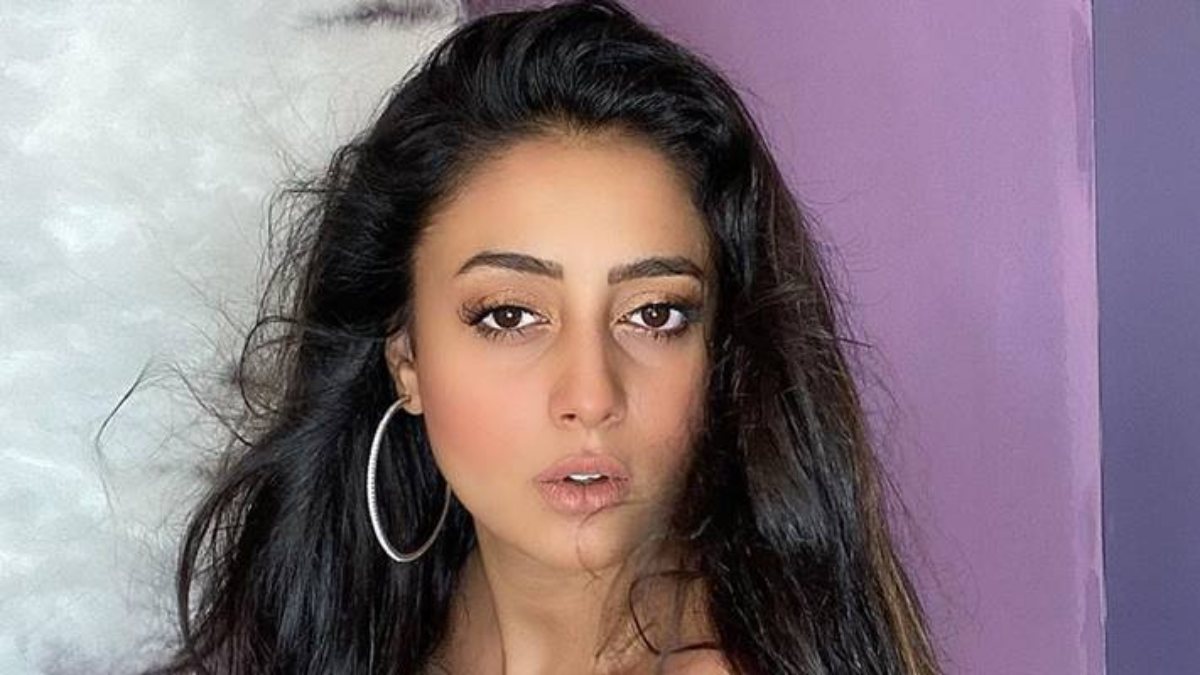 Solmaz Çiros kalça dansıyla olay oldu, görenin midesi bulandı! “Resmen rezillik bu ya”