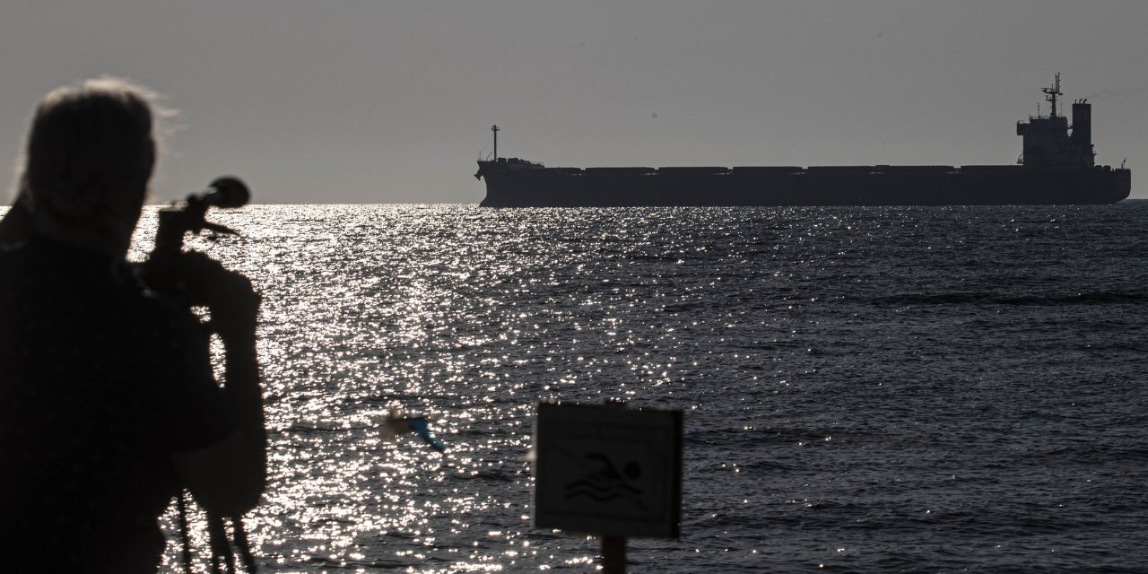 Ukrayna’dan kalkan 4 gemi İstanbul yolunda