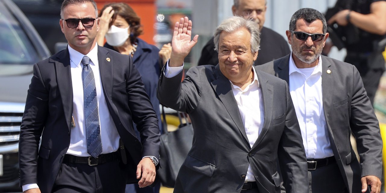 Ukrayna’ya giden gemiye Guterres’in katılımıyla denetim yapıldı