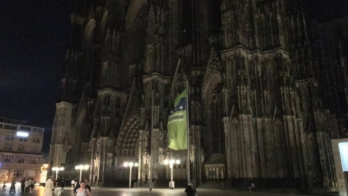 Almanya, enerji tasarrufu amacıyla gece ışıklandırmalarını kapattı