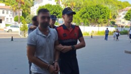 Antalya’da engelli kızı kaçıran şüpheliler tacizden tutuklandı