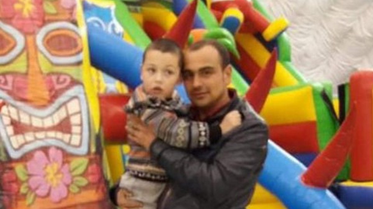 Balıkesir’de 13 yaşındaki çocuk babasının kestiği ağacın altında kaldı