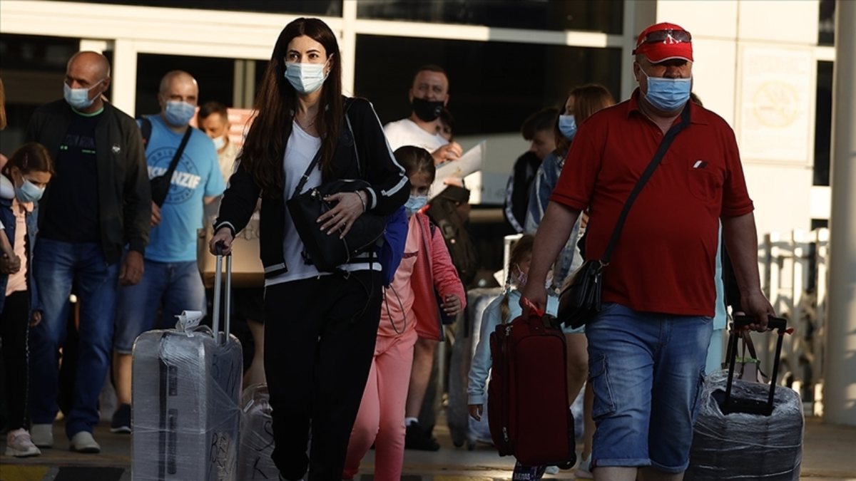 Baltık ülkeleri ve Polonya, Rus turistlere kapılarını kapattı