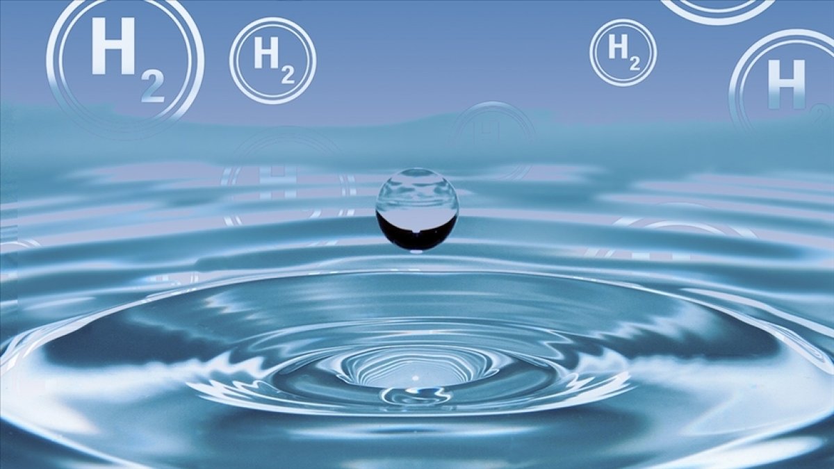 Dünyanın ilk yüzer yeşil hidrojen üretim tesisi Fransa’da faaliyette