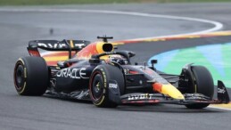 F1 İtalya Grand Prix’sini kazanan Verstappen, peş peşe 5. galibiyetini aldı