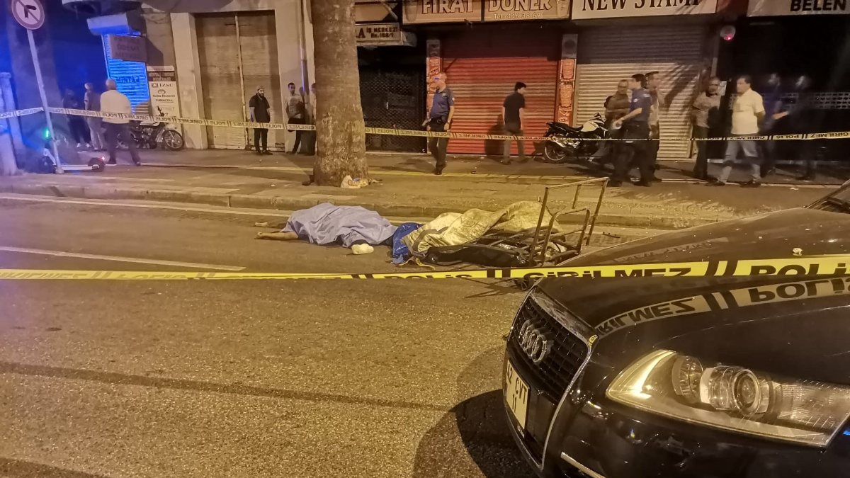 İzmir’de kağıt toplayıcısına taksi çarptı: 1 ölü, 1 yaralı