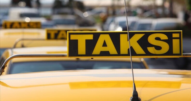 Karabük’te, taksiciyi gasbeden şüpheliler gazinoda dayak yedi