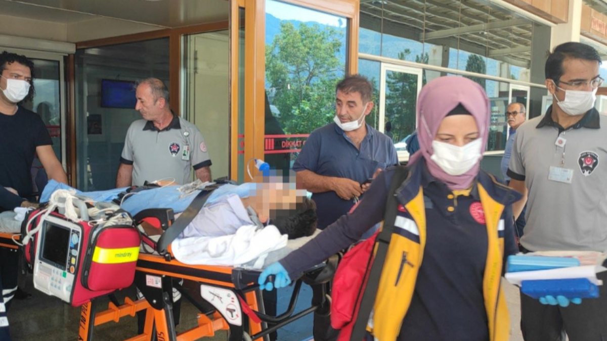 Konya’da 14 yaşındaki çocuk, arkadaşını defalarca bıçakladı