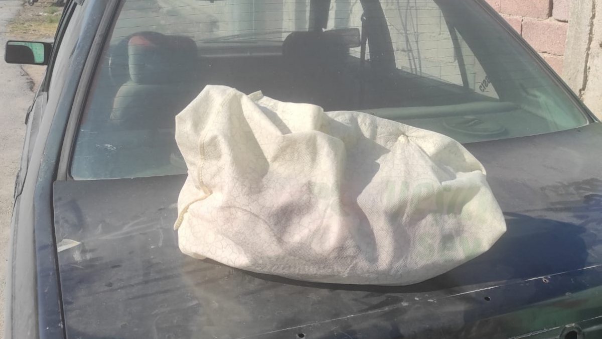 Konya’da aracın üzerine bırakılan bebek koruma altına alındı