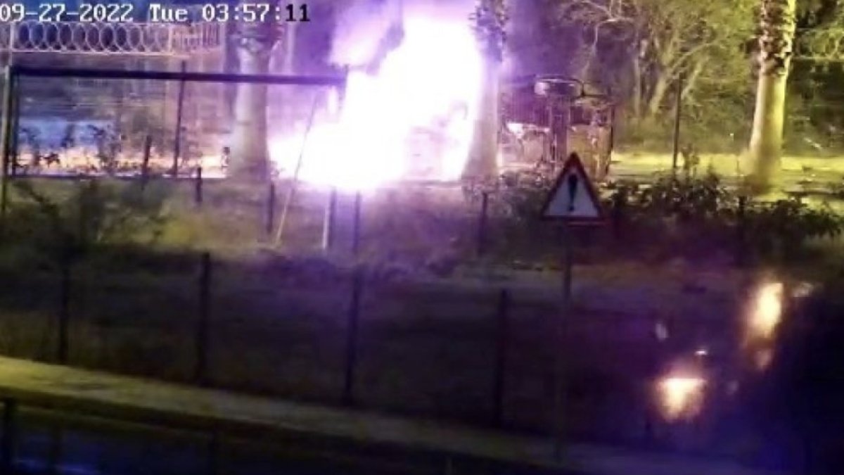 Mersin’de bekçinin teröristlerle çatıştığı anlar