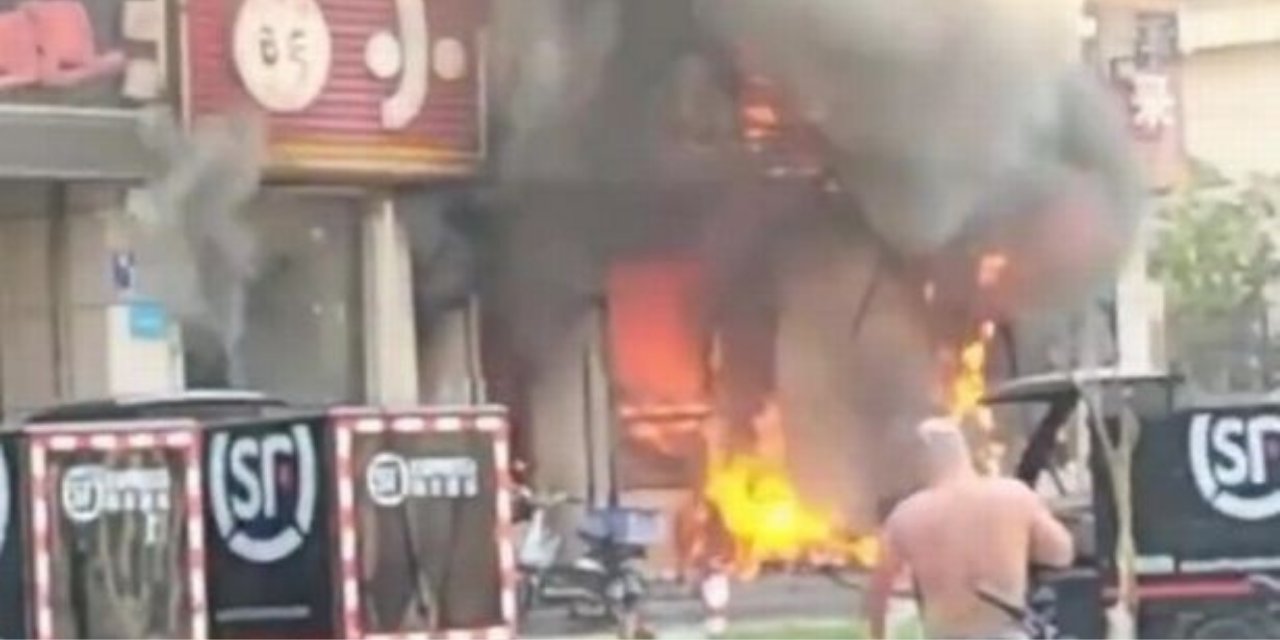 Restoranda yangın çıktı: 17 kişi öldü