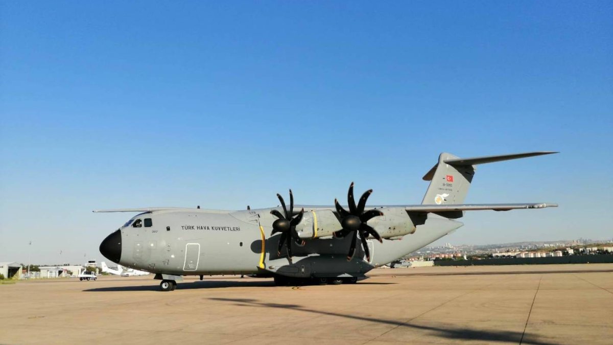 Türkiye’den selden etkilenen Pakistan’a onuncu uçak yardımı