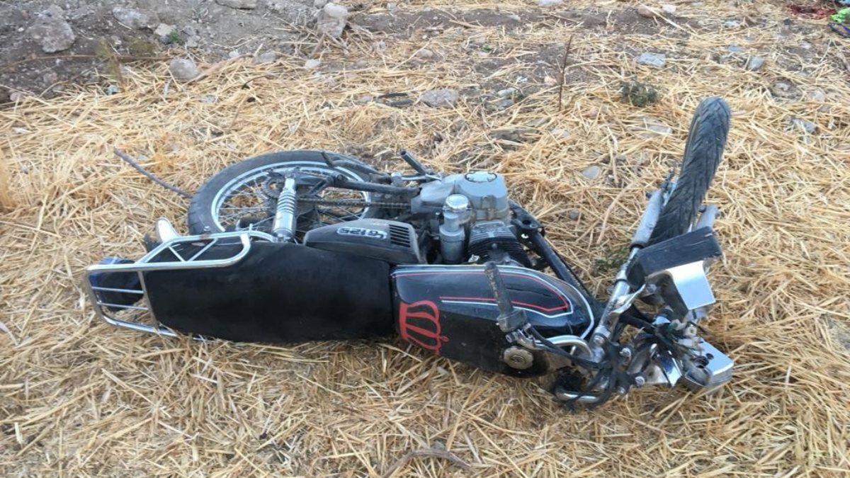 Adıyaman’da uçuruma yuvarlanan motosiklette 2 kişi yaralandı