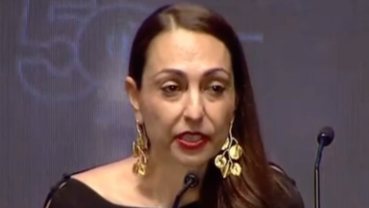 Altın Portakal’da Aslı Özge’den Çiğdem Mater’e mesaj