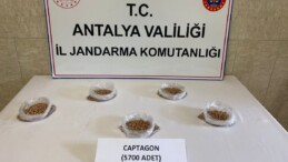 Antalya’da 5 bin 700 adet uyuşturucu ele geçirildi