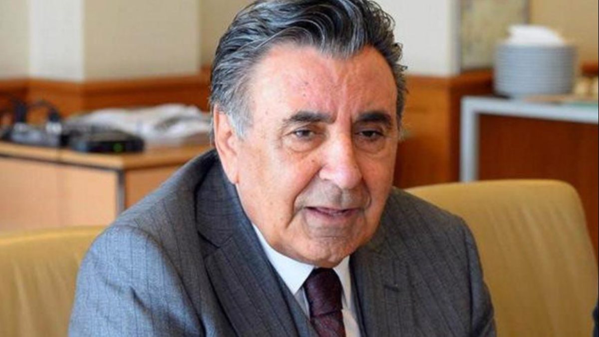 Aydın Doğan: Hiçbir başbakanı pijama ile karşılamadım