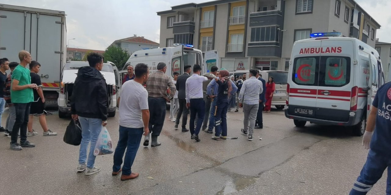 Bursa’da düğün yolunda kaza: Ölü ve yaralılar var