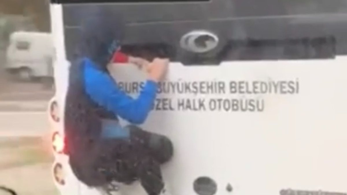 Bursa’da küçük çocuğun tehlikeli yolculuğu