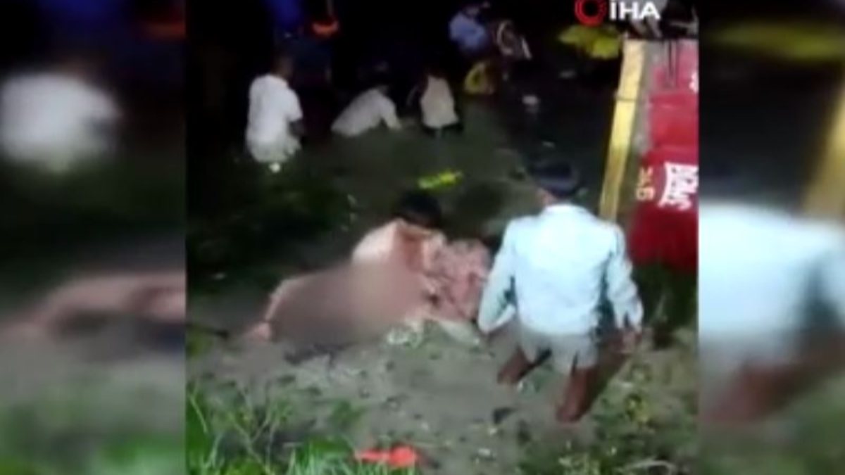 Hindistan’da traktör gölete düştü: 22 ölü