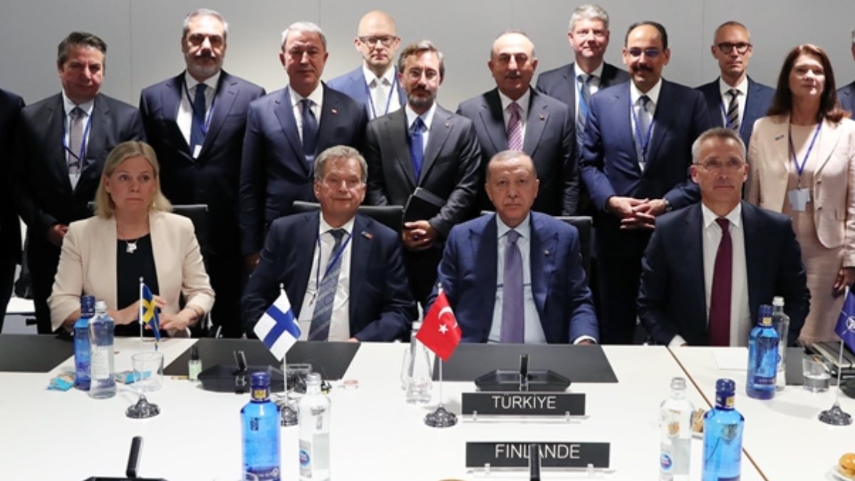 İsveç’ten üçlü muhtıraya bağlılık vurgusu