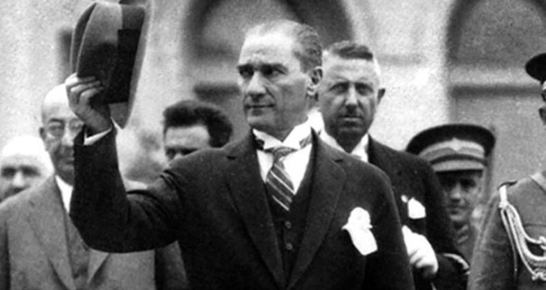 Cumhuriyetimizin 99.Yılına Özel Arşiv: Fotoğraflarla Atatürk ve 29 Ekim Kutlamaları