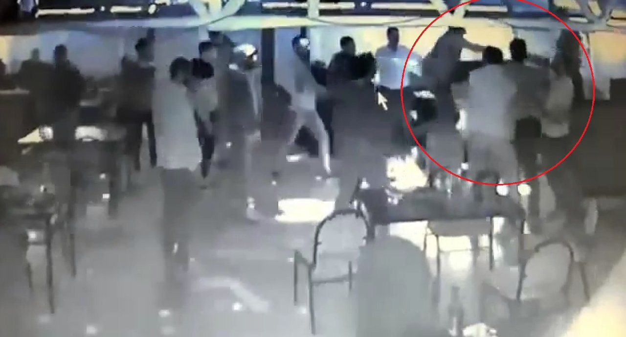 Müzisyeni, ikinci kez ‘çiftetelli’ müziği çalmayınca darp ettiler