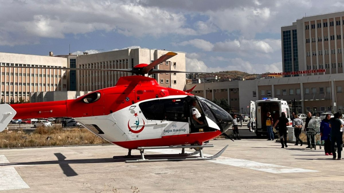 Nevşehir’de 5,5 aylıkken doğan bebek helikopterle sevk edildi