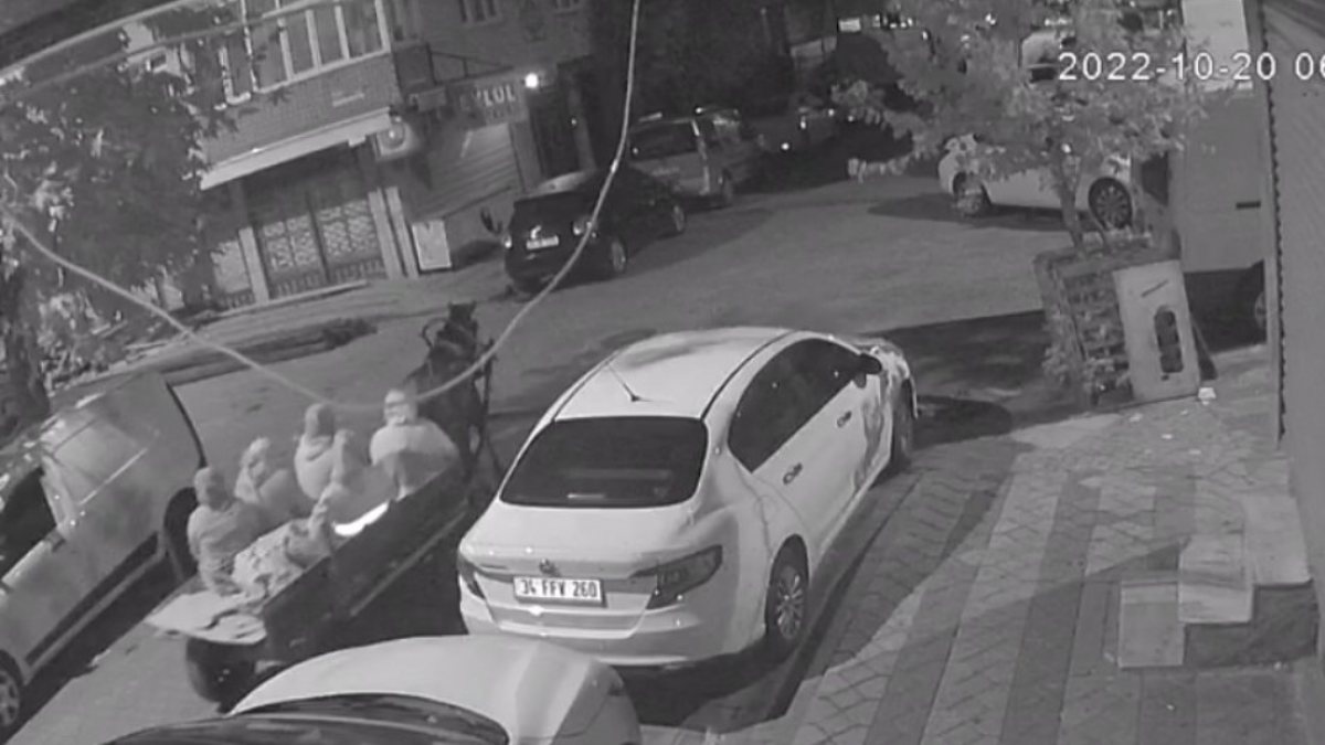 Sultangazi’de hırsızlığa tepki gösteren mahalleli at arabasıyla kovalandı