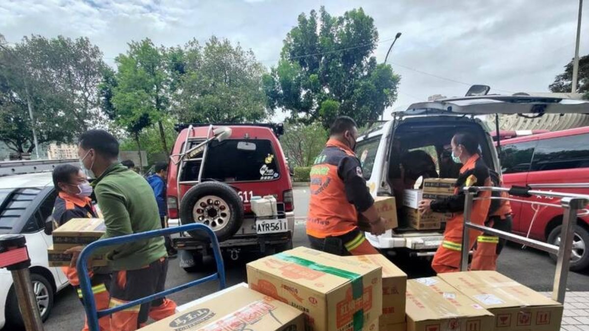 Tayvan’ı tayfun vurdu: 300 kişi dağda mahsur kaldı