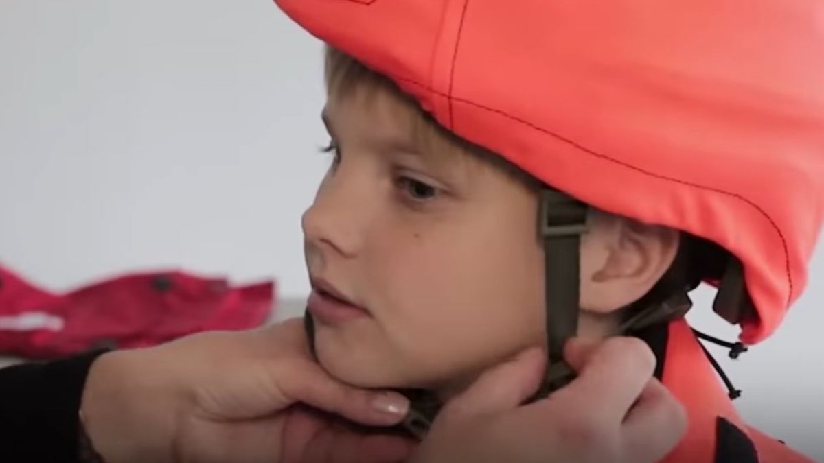 Ukrayna’da çocuklar için savaş zırhı üretiliyor