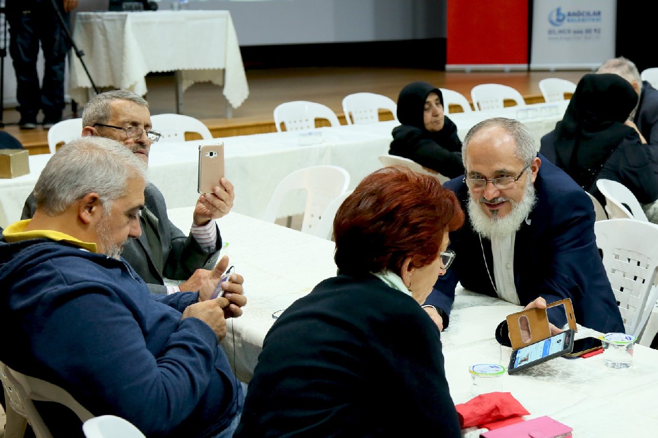 Yaşlı dostu toplum için ‘Ulusal Birlik’ çağrısı