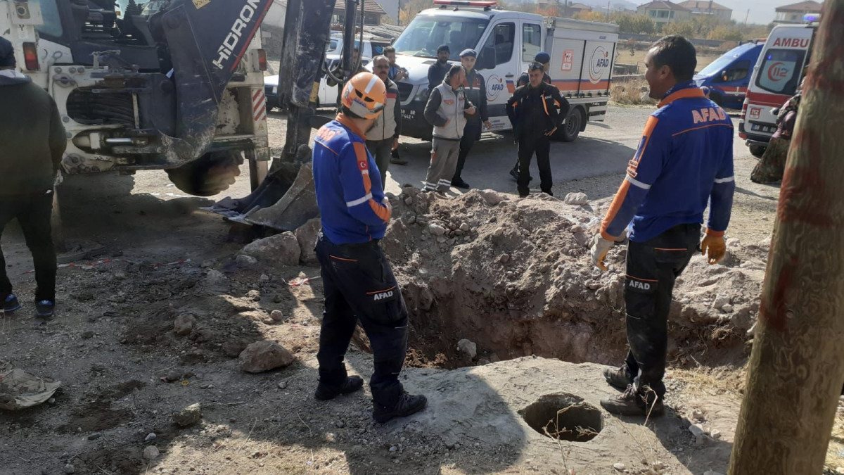Aksaray’da 2 metrelik elektrik çukuruna düşen Eren kurtarıldı