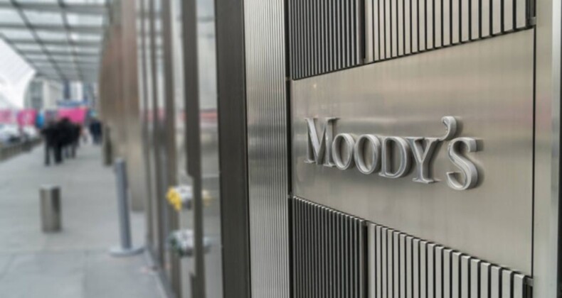 Moody’s: Alman ekonomisi resesyona girecek