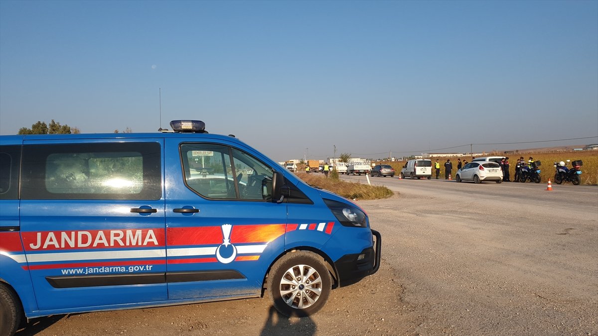 Osmaniye’de yol kenarında ceset bulundu