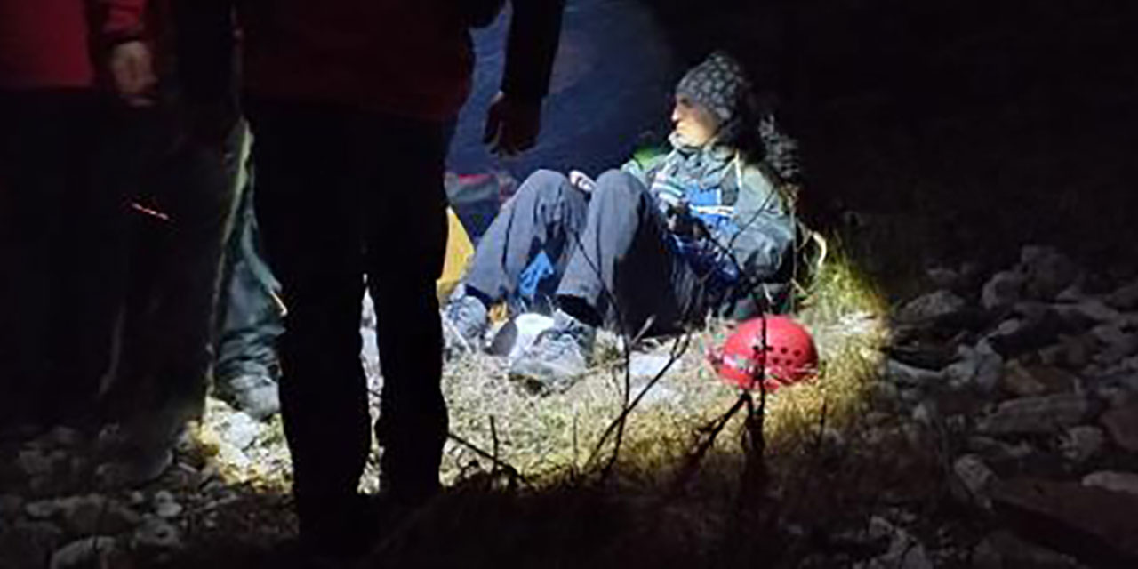 Uludağ’da mahsur kalan parasütcüler 7 saatlik çalışma ile kurtarıldı